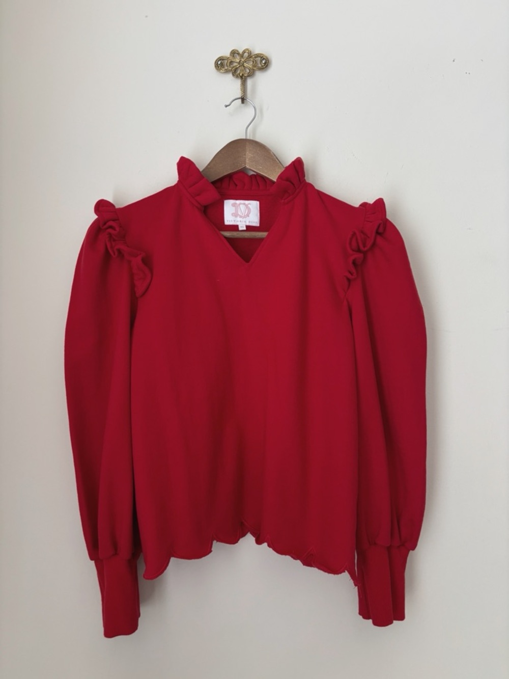 Victoria Dunn Red Ruffle Samantha Sweater XS Preppy Tuckernuck